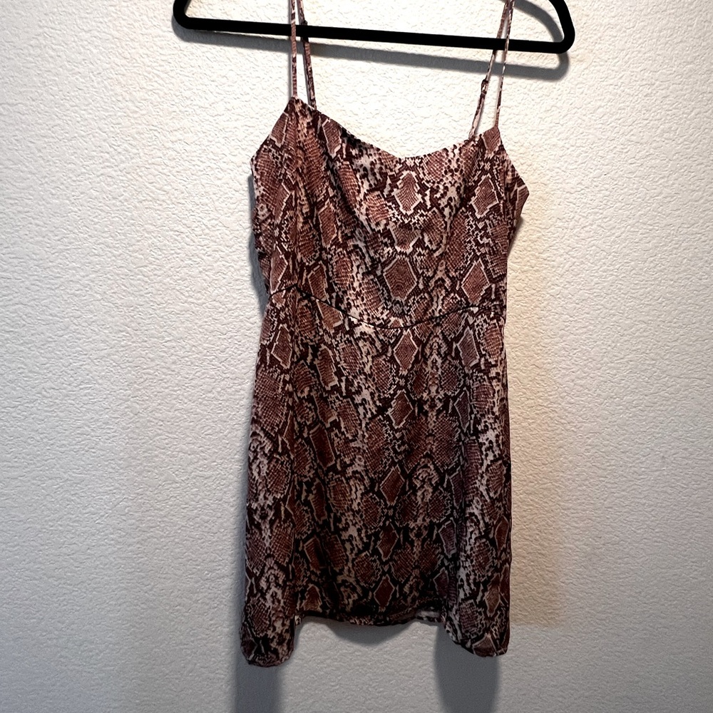 Reza dress. Never worn. Size Small